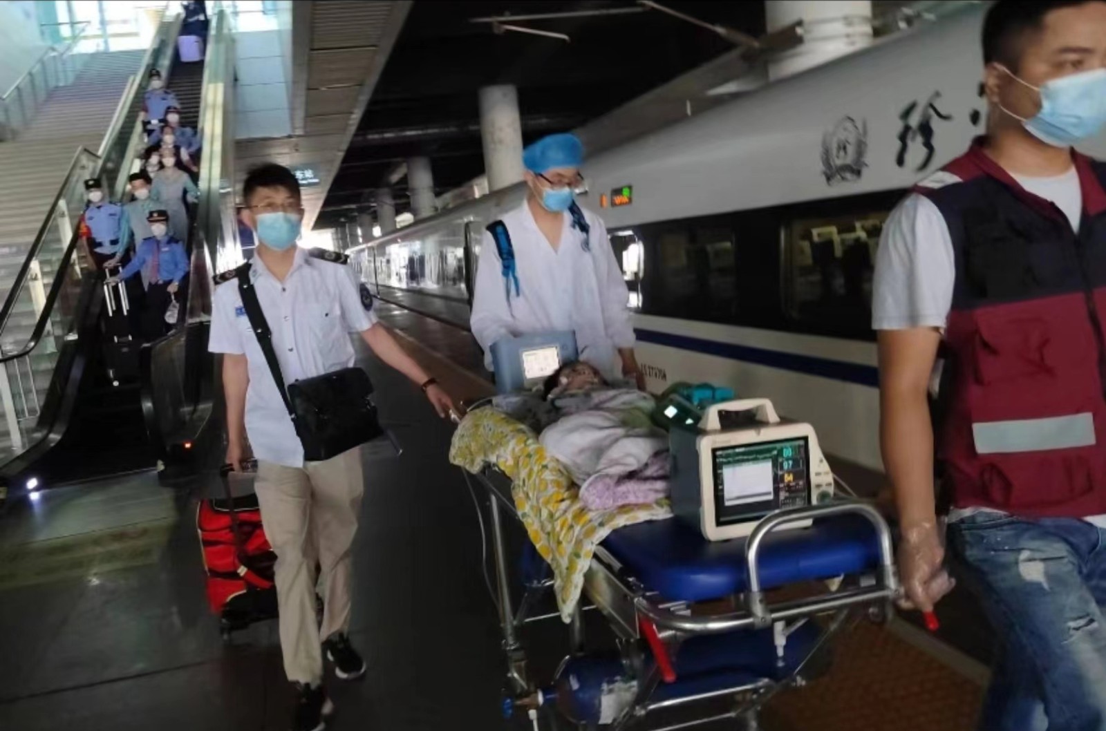 贵港高铁转运公司